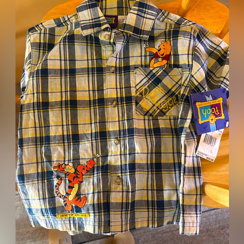 Vintage Winnie the Pooh and Tigger Top 90’s